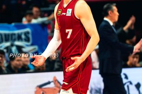 中欧网页版 -北京首钢迎英超关键赛；集结日调整名单；压力陡增；身体对抗强度拉满 